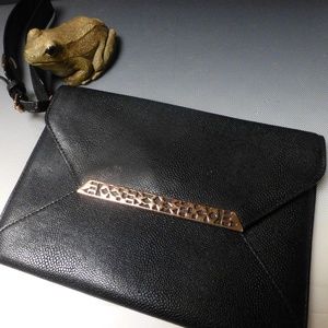 Stella & Dot Avalon unique black clutch